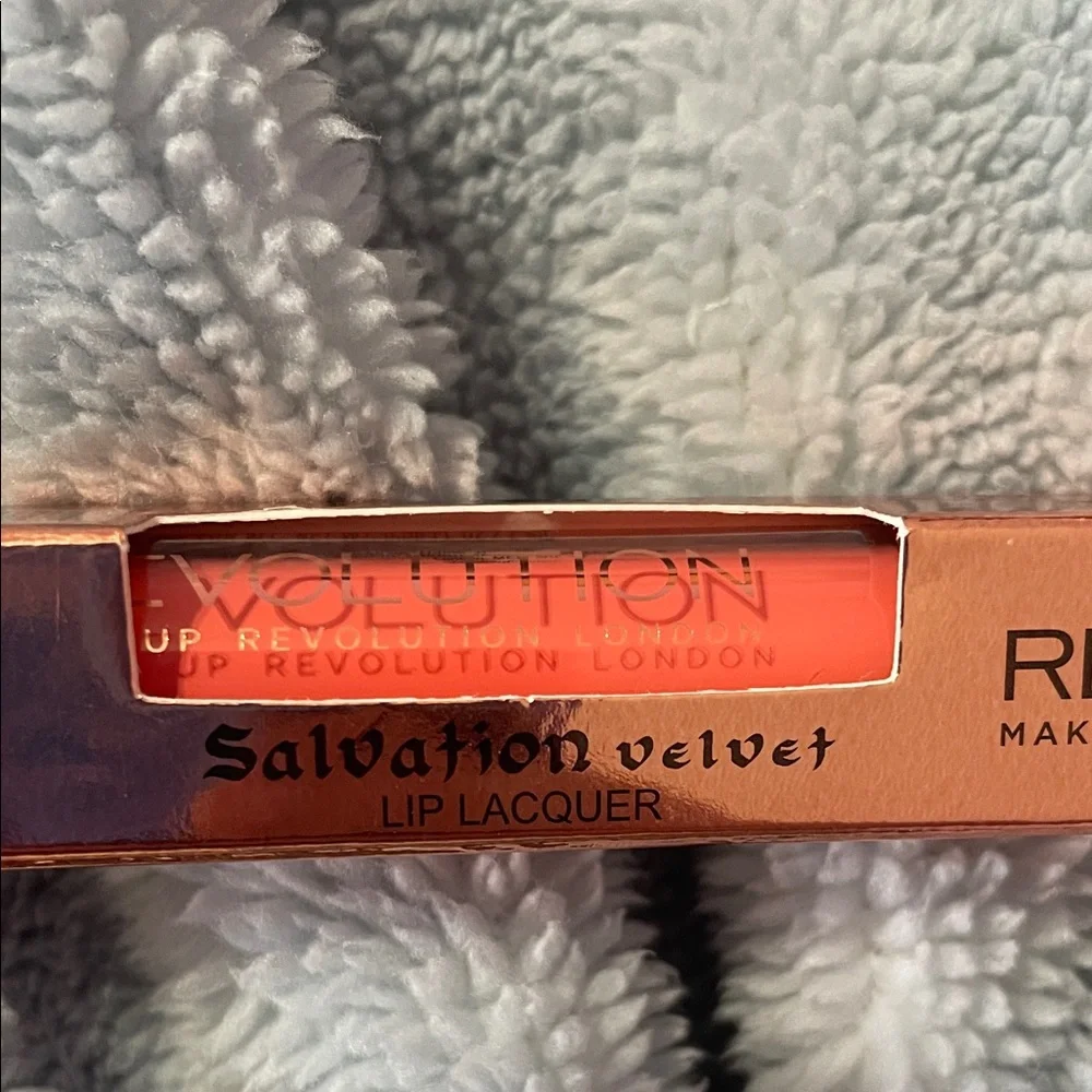 Revolution Salvation Velvet Lip Lacquer - Vivid Coral
